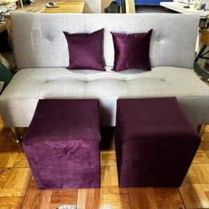 Futón Cama Sencillo + 2 Puff – Color Gris Plata con Detalles en Morado