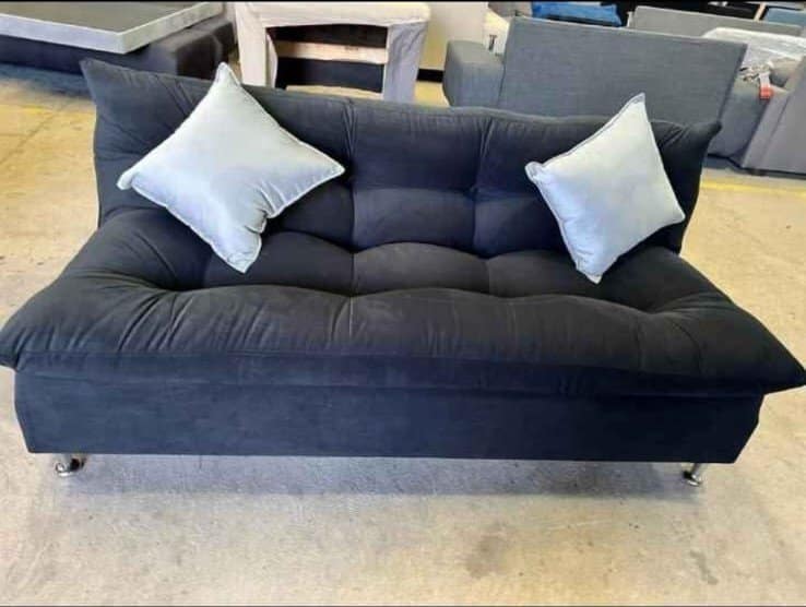 Futón Cama Luxury – Color Negro con Cojines Gris Claro - Imagen 2